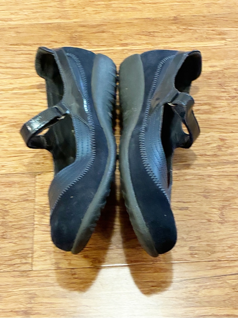 Naot Kirei Women's Dark Leather Navy Mary Jane Comfort Shoe. Size Womens 12 (43)